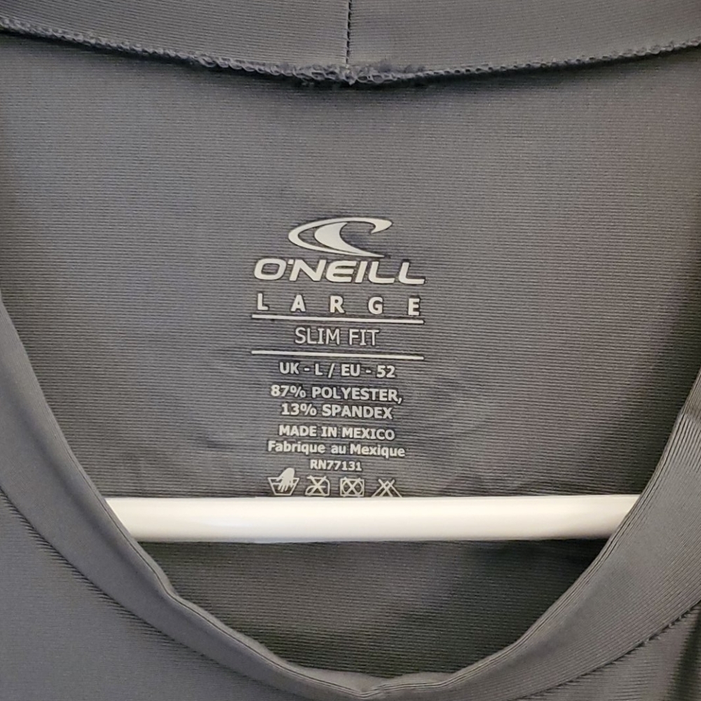 O'neill Rash Guard - Picture 2 of 4